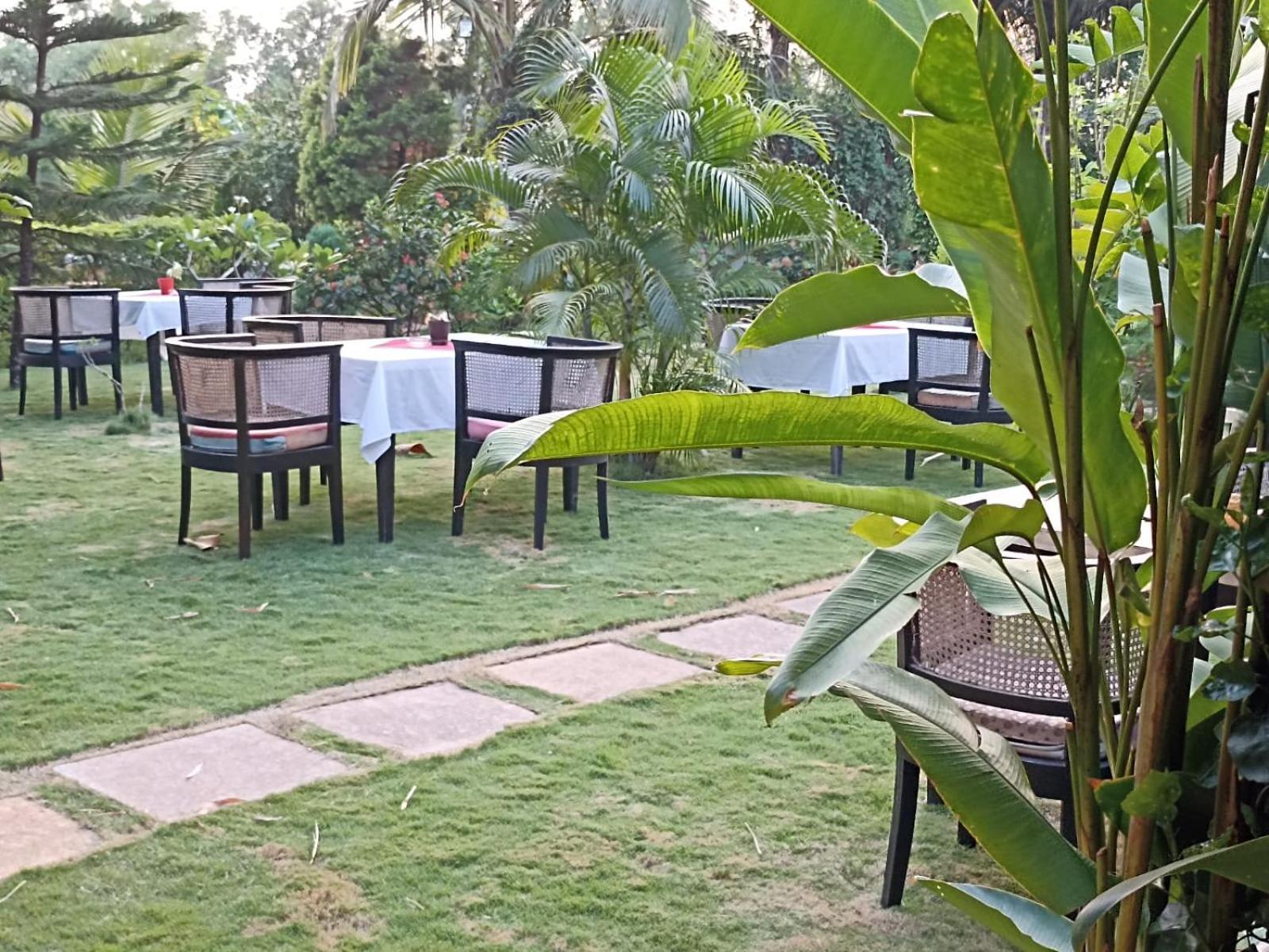 La Papa Resort Morjim Eksteriør billede